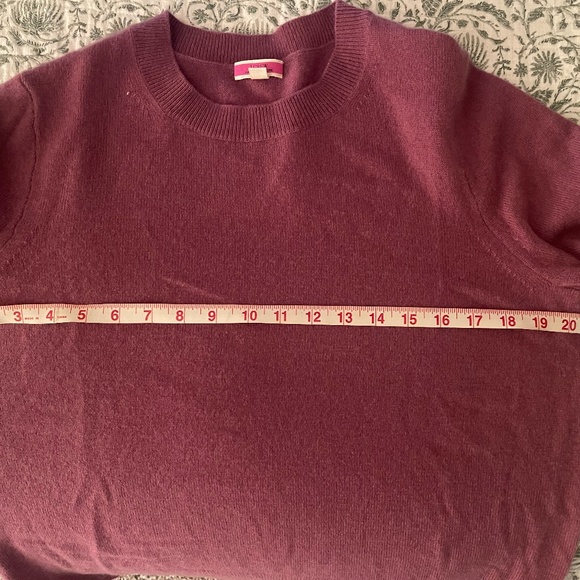 J Crew Cashmere Classic-Fit Crewneck Sweater - Picture 8 of 8